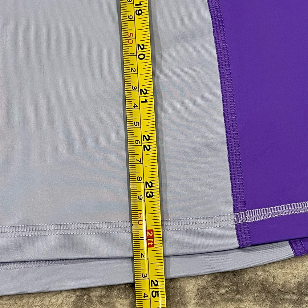Lululemon Fast Track Tank - Picture 9 of 10